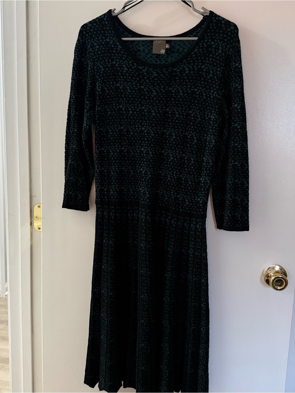 Taylor Dark Green Patterned Long Sleeve Knit Dress